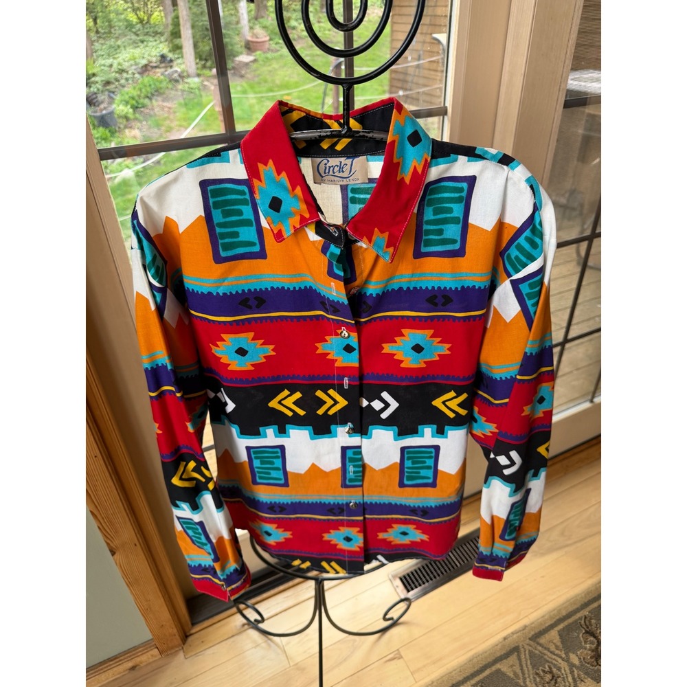 Circle T by Marilyn Lenox Womens Southwestern Geometric Button Up Shirt Multi